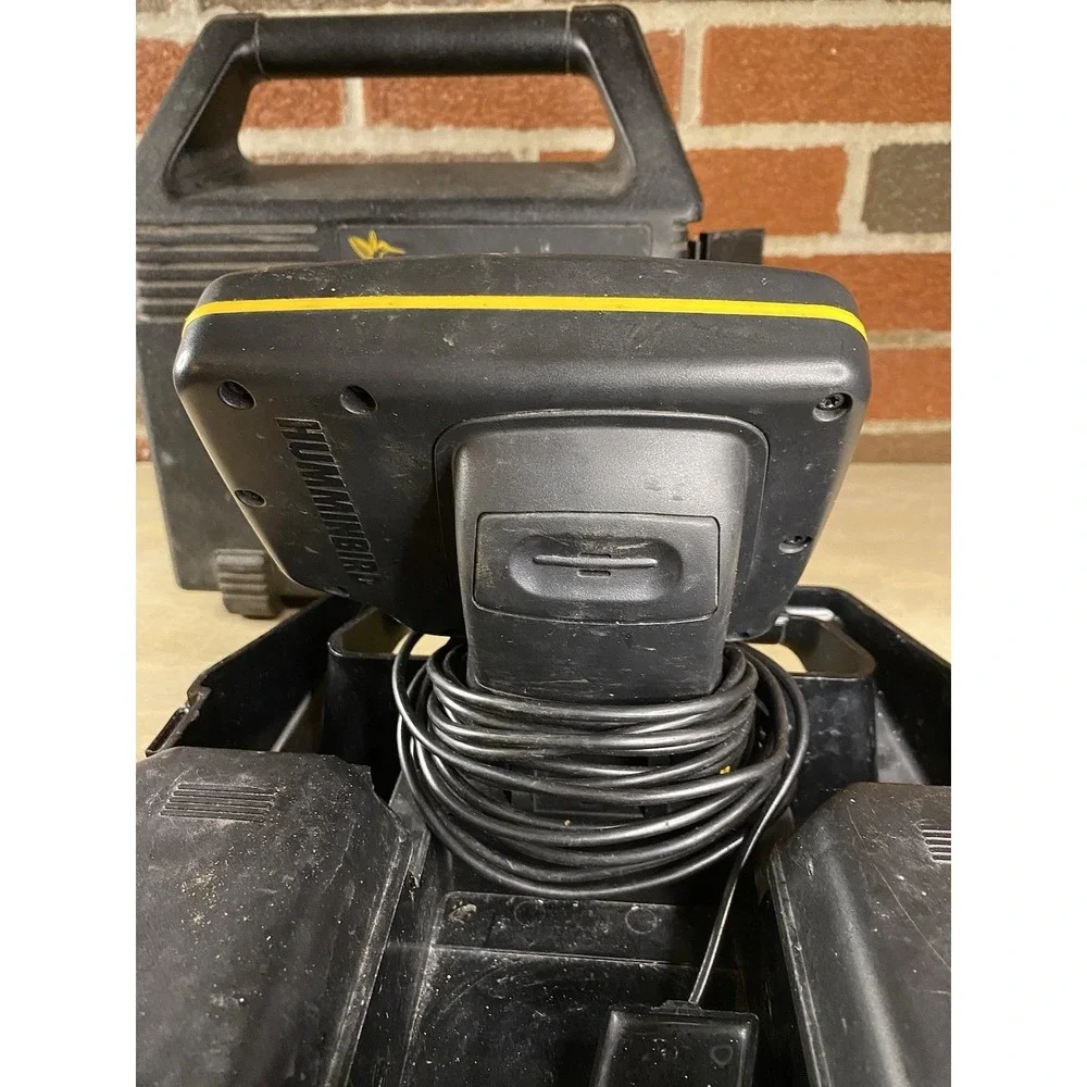 Humminbird‎ Wide 100 Portable Fish / Depth Finder & 455 Transducer w/ Case